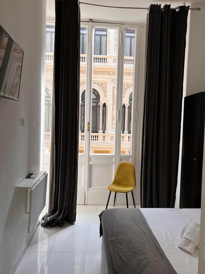 Umberto Rooms Napoli Exteriér fotografie